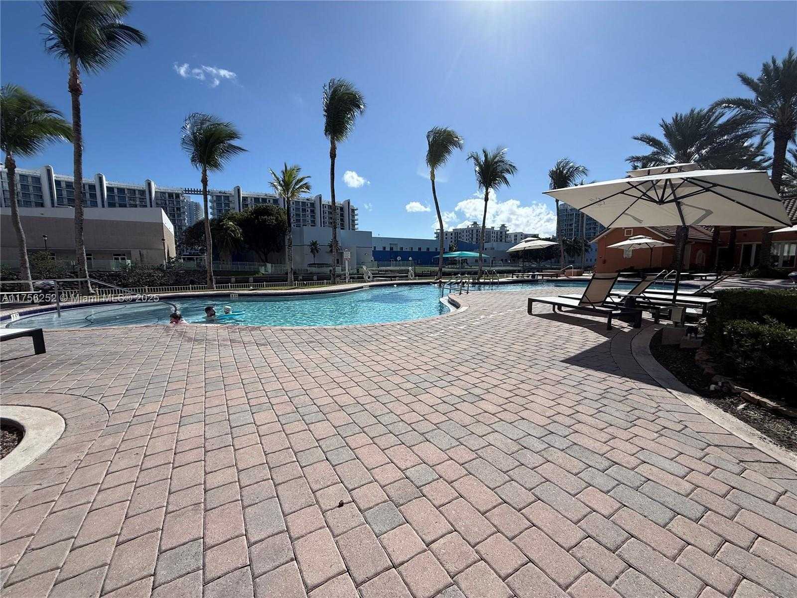Small Image of 3330 NORTH EAST 190TH ST #1815, Aventura Number 54