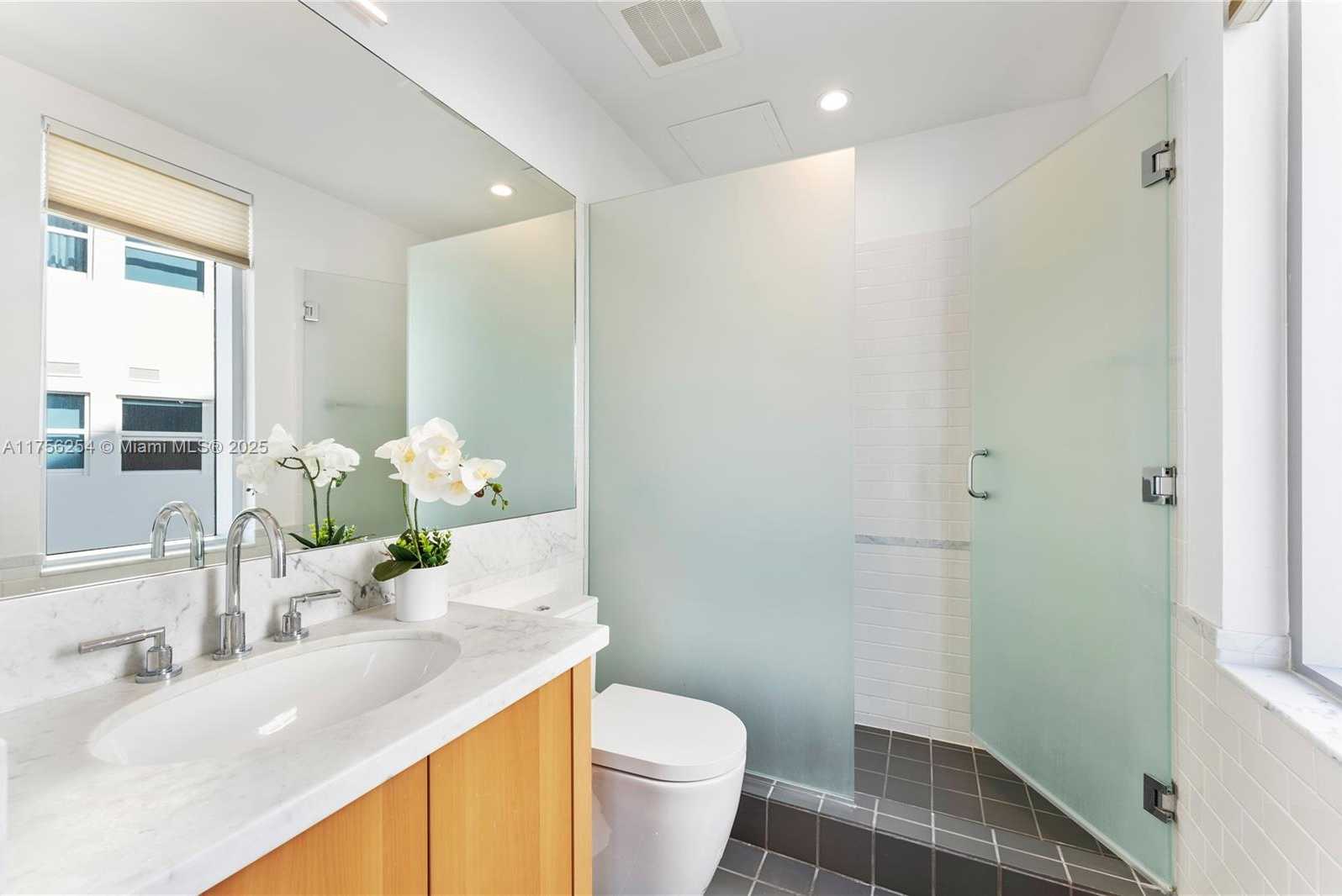 Small Image of 6101 AQUA AVE #703, Miami Beach Number 18