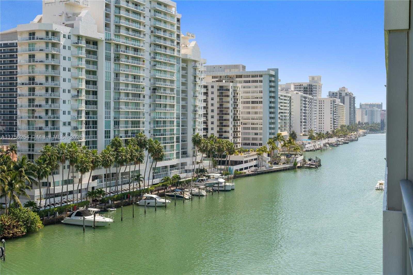 Small Image of 6101 AQUA AVE #703, Miami Beach Number 22