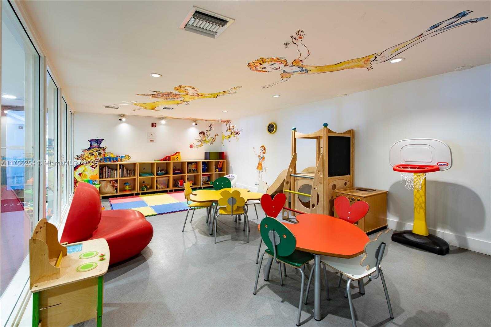 Small Image of 6101 AQUA AVE #703, Miami Beach Number 34