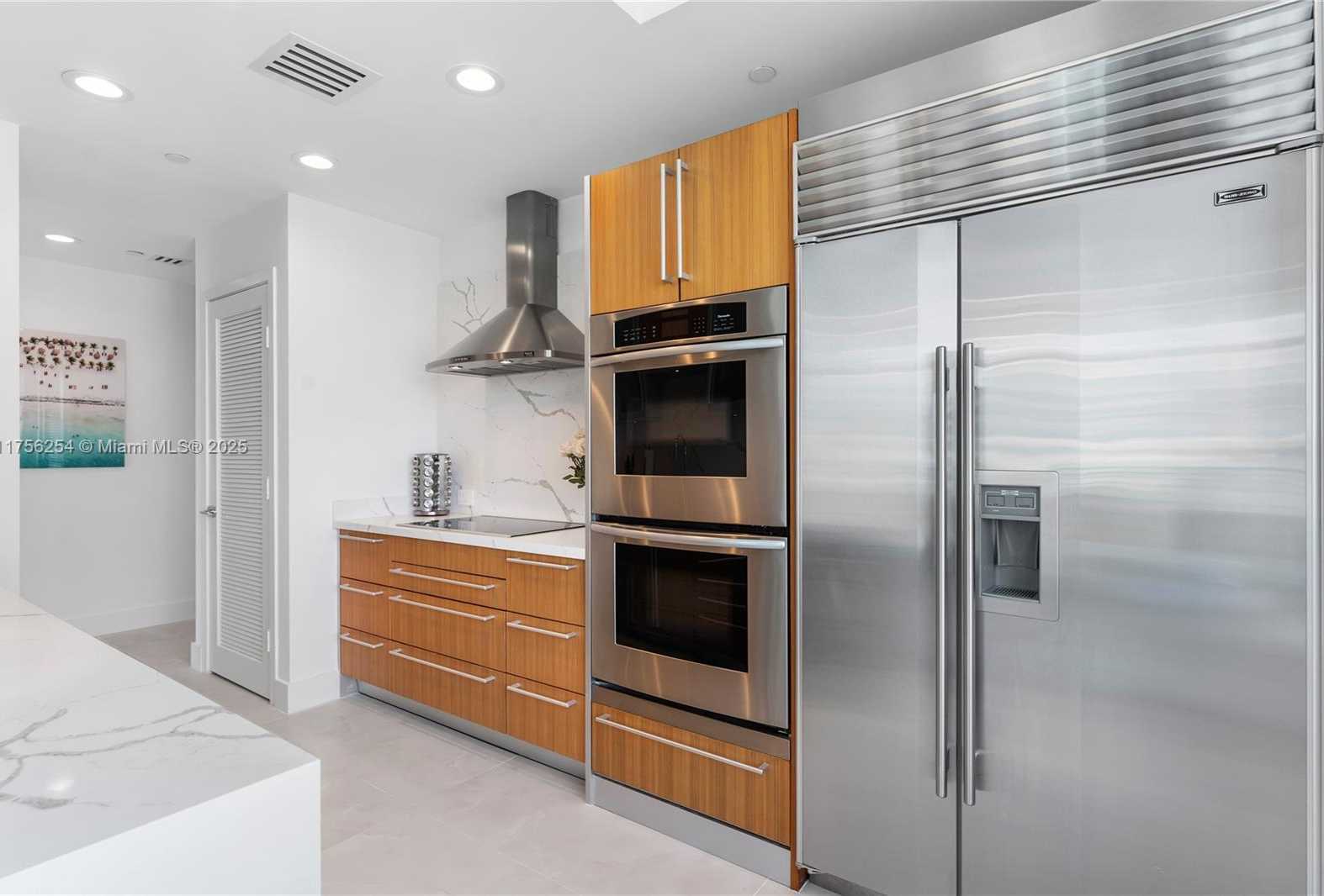 Small Image of 6101 AQUA AVE #703, Miami Beach Number 9