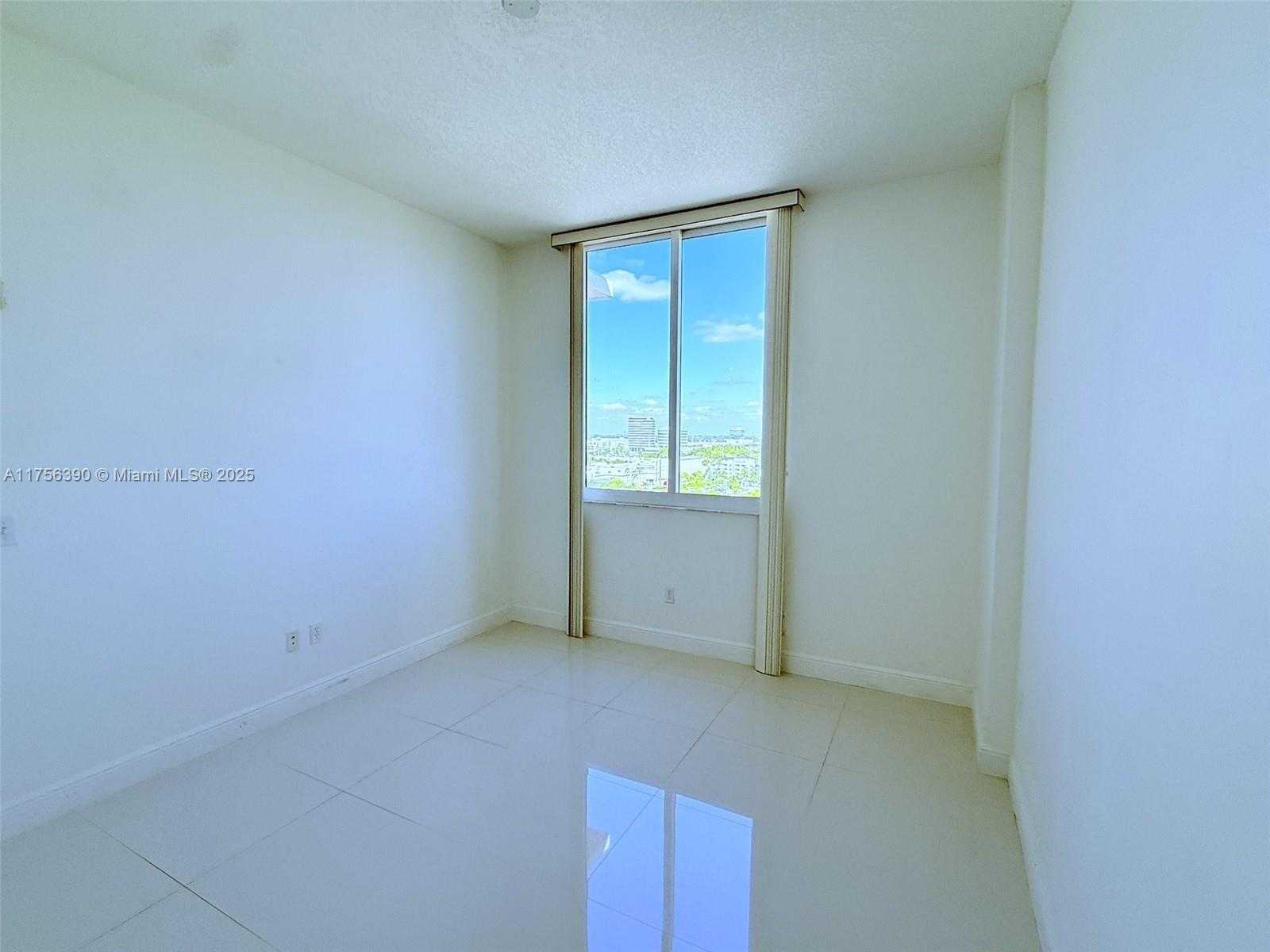 Small Image of 18800 NORTH EAST 29TH AVE #PH5, Aventura Number 13