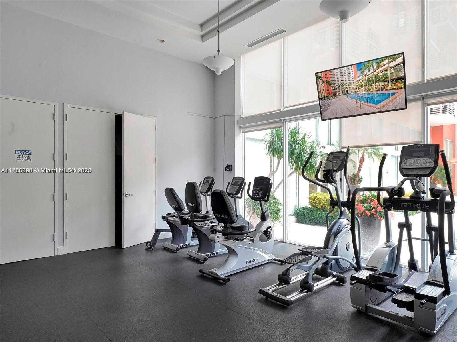 Small Image of 18800 NORTH EAST 29TH AVE #PH5, Aventura Number 35