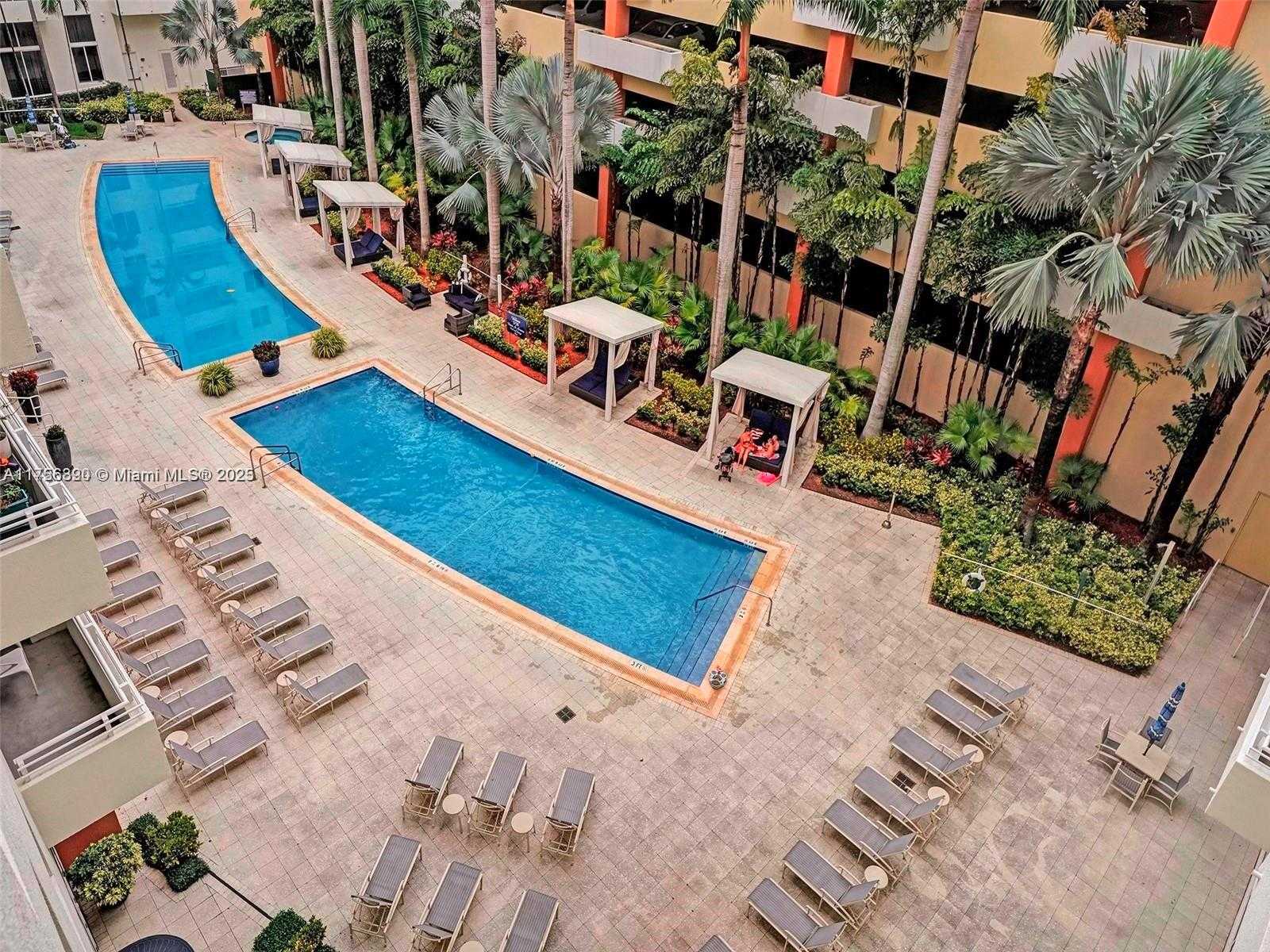 Small Image of 18800 NORTH EAST 29TH AVE #PH5, Aventura Number 44