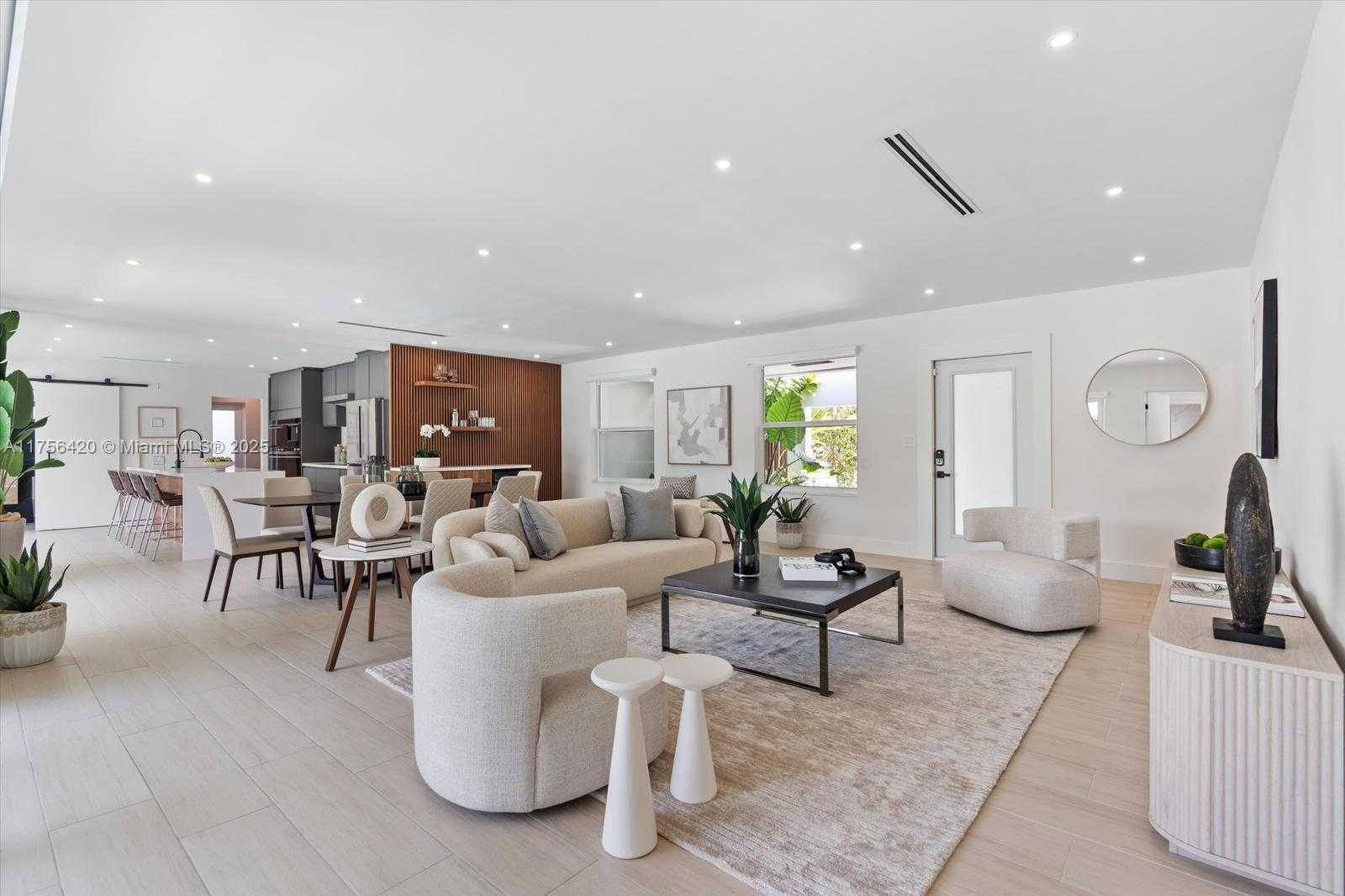 Small Image of 2350 NORTH EAST 193 ST, Miami Number 8