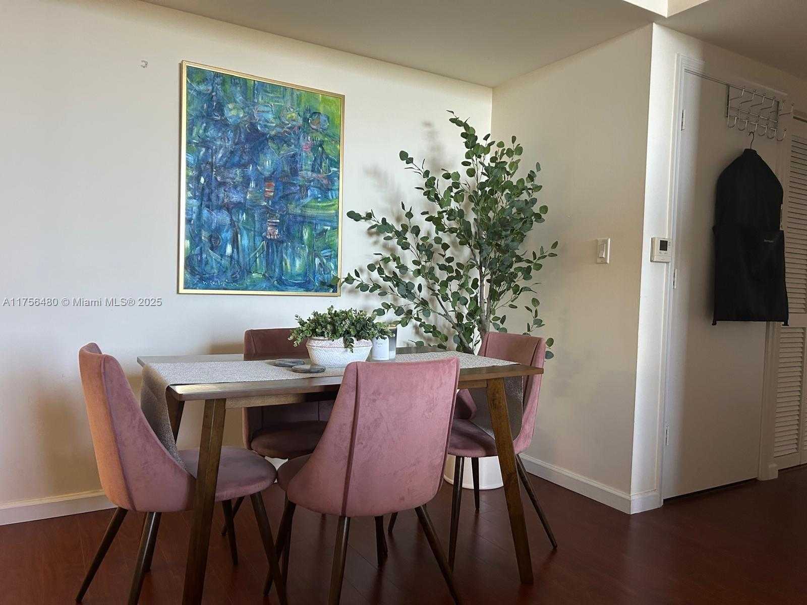 Small Image of 19501 WEST COUNTRY CLUB DR #1001, Aventura Number 3