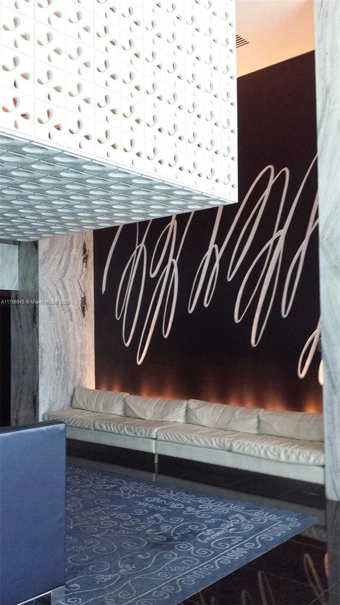 Small Image of 325 BISCAYNE BL #2220, Miami Number 17