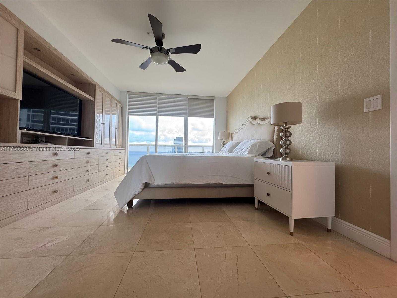 Small Image of 1830 SOUTH OCEAN DR #3003, Hallandale Beach Number 23