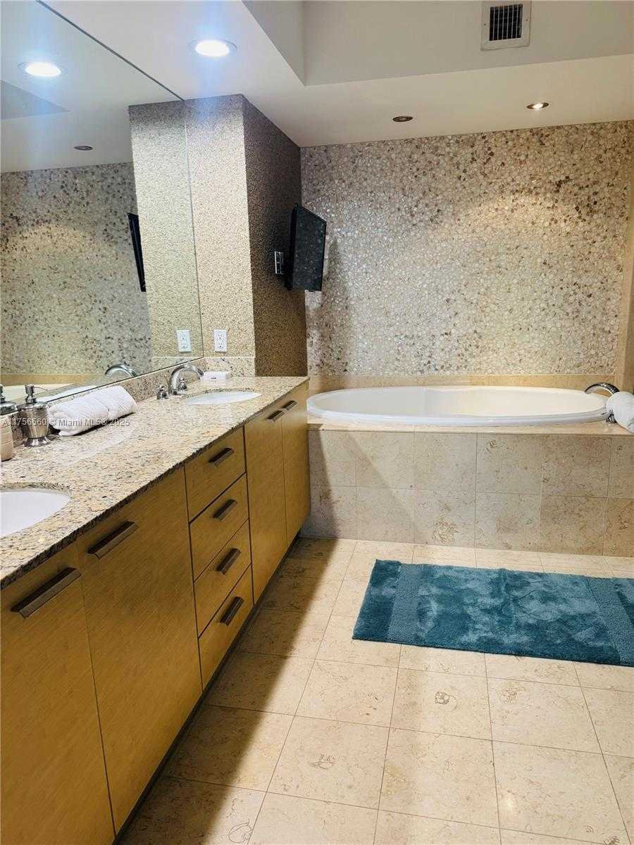 Small Image of 1830 SOUTH OCEAN DR #3003, Hallandale Beach Number 25