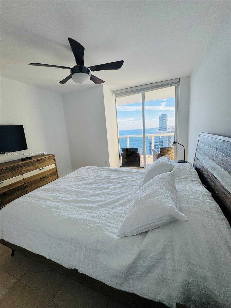 Small Image of 1830 SOUTH OCEAN DR #3003, Hallandale Beach Number 27
