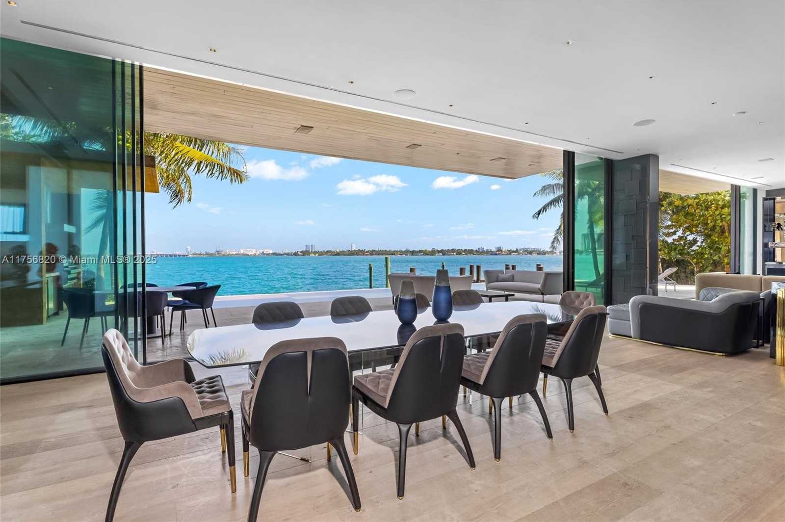 Small Image of 825 EAST DILIDO DR, Miami Beach Number 12