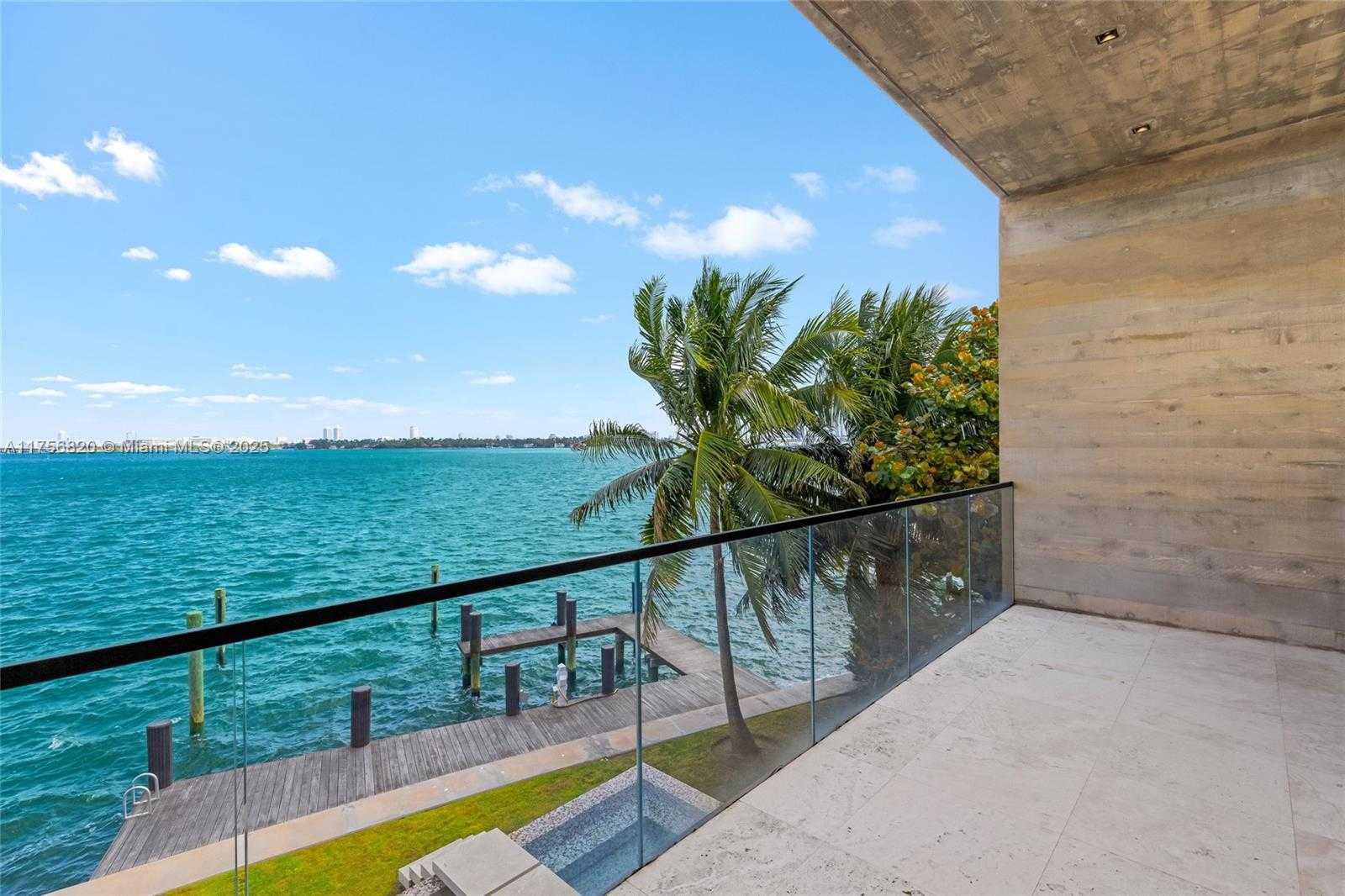 Small Image of 825 EAST DILIDO DR, Miami Beach Number 37