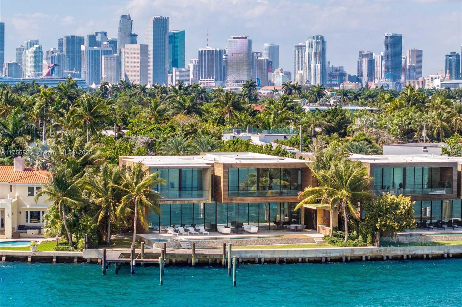 Small Image of 825 EAST DILIDO DR, Miami Beach Number 54