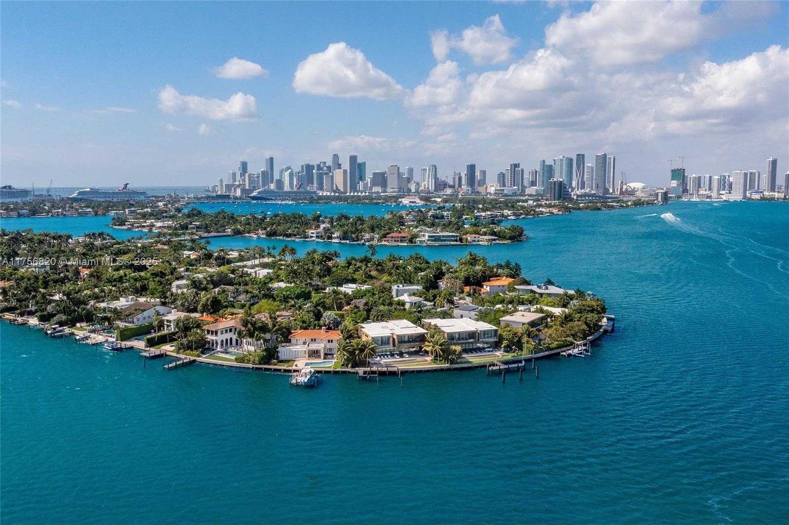 Small Image of 825 EAST DILIDO DR, Miami Beach Number 56