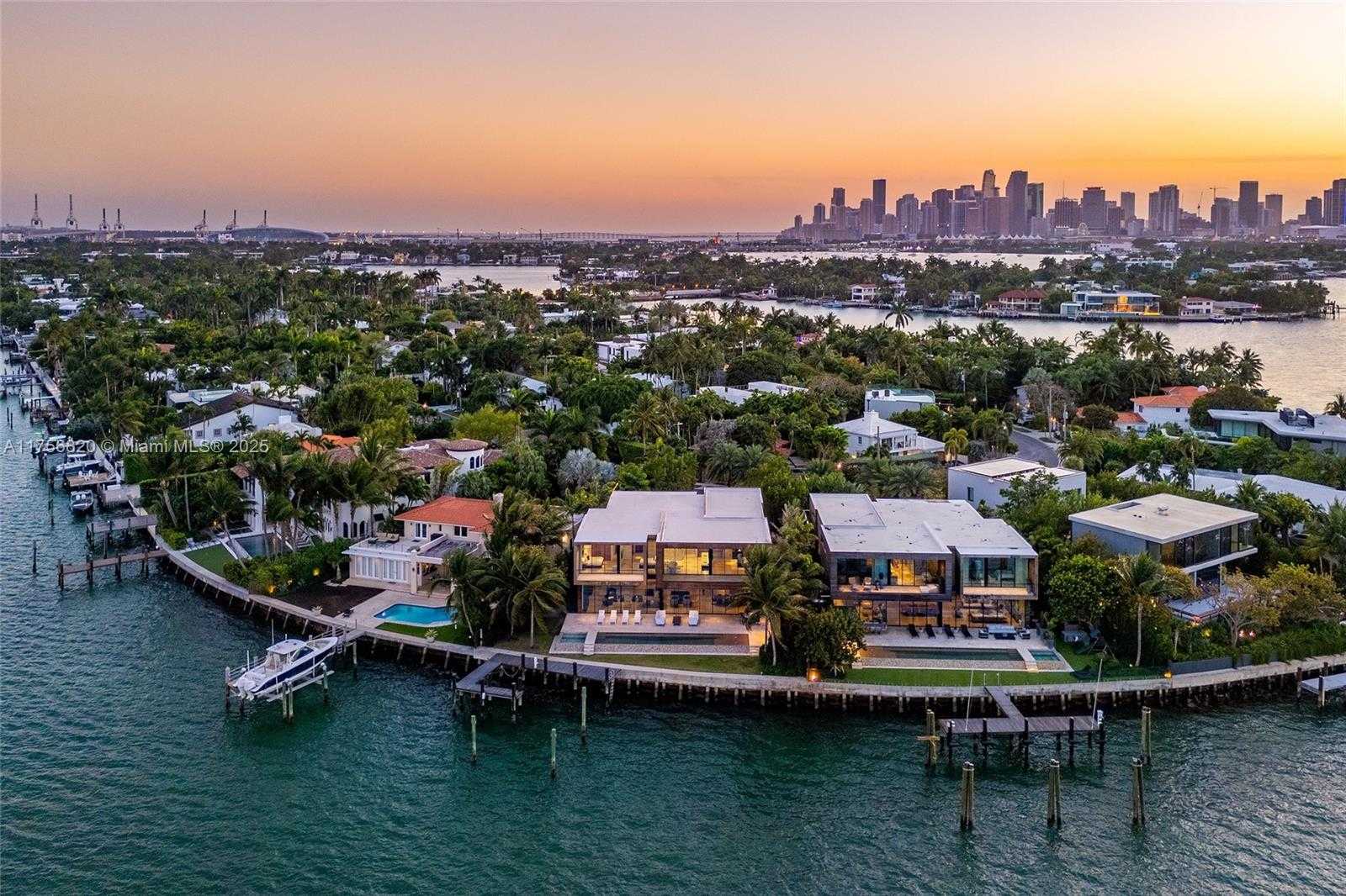 Small Image of 825 EAST DILIDO DR, Miami Beach Number 59