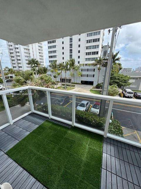 Small Image of 7928 WEST DR #304, North Bay Village Number 16