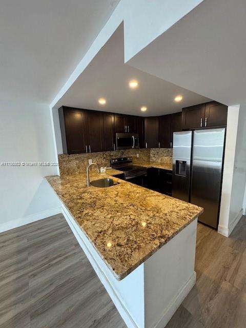 Small Image of 7928 WEST DR #304, North Bay Village Number 6
