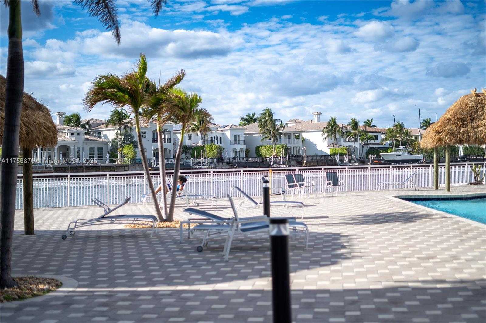 Small Image of 1600 SOUTH OCEAN DR #8I, Hollywood Number 32