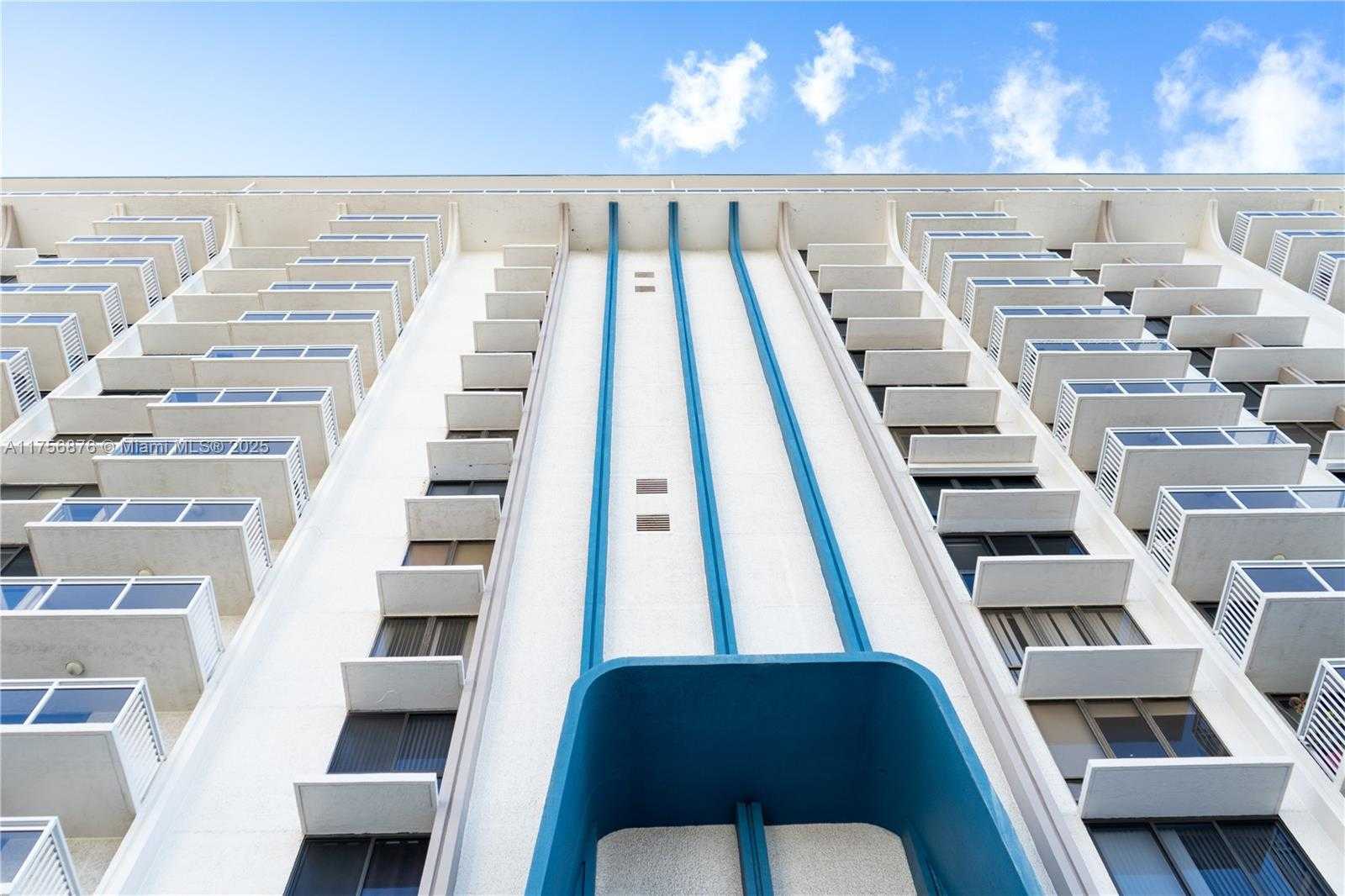 Small Image of 1600 SOUTH OCEAN DR #8I, Hollywood Number 35