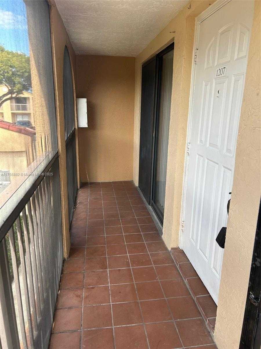 Small Image of 18236 MEDITERRANEAN BLVD #1207, Hialeah Number 11