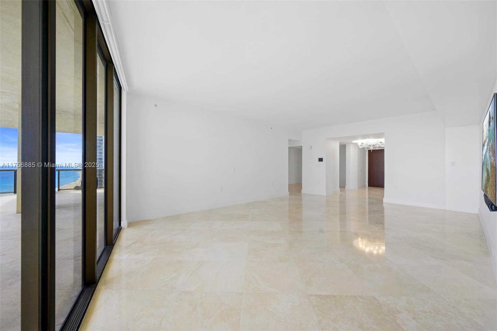 Small Image of 16275 COLLINS AVE #1901, Sunny Isles Beach Number 4