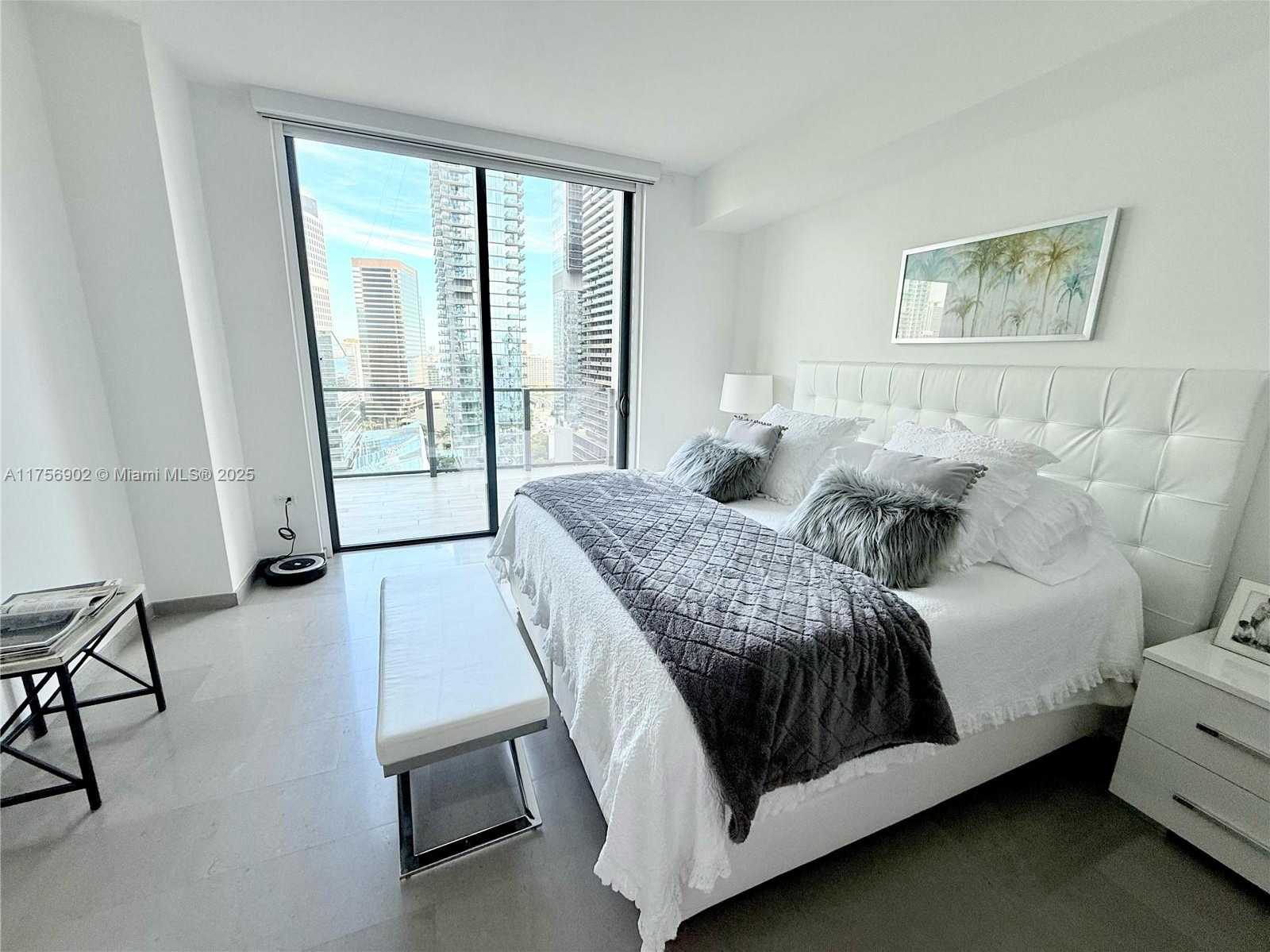 Small Image of 88 SOUTH WEST 7TH #1705, Miami Number 10