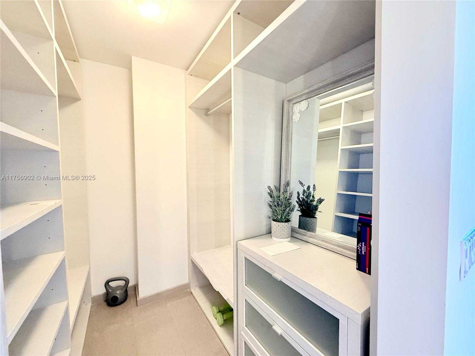 Small Image of 88 SOUTH WEST 7TH #1705, Miami Number 11