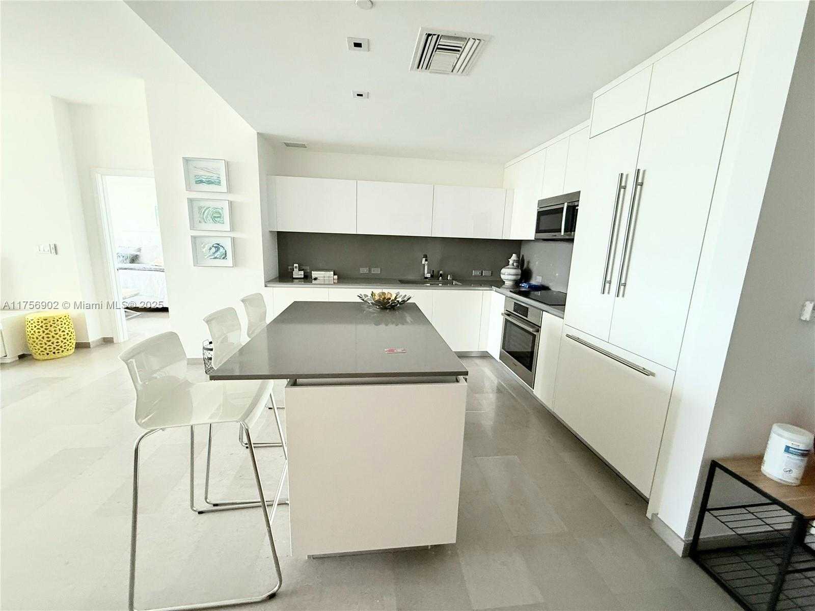 Small Image of 88 SOUTH WEST 7TH #1705, Miami Number 14