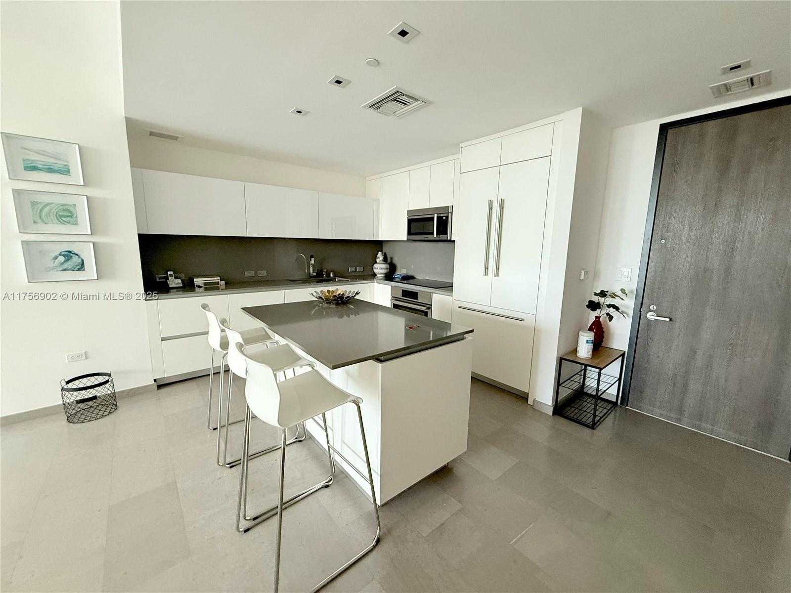 Small Image of 88 SOUTH WEST 7TH #1705, Miami Number 15