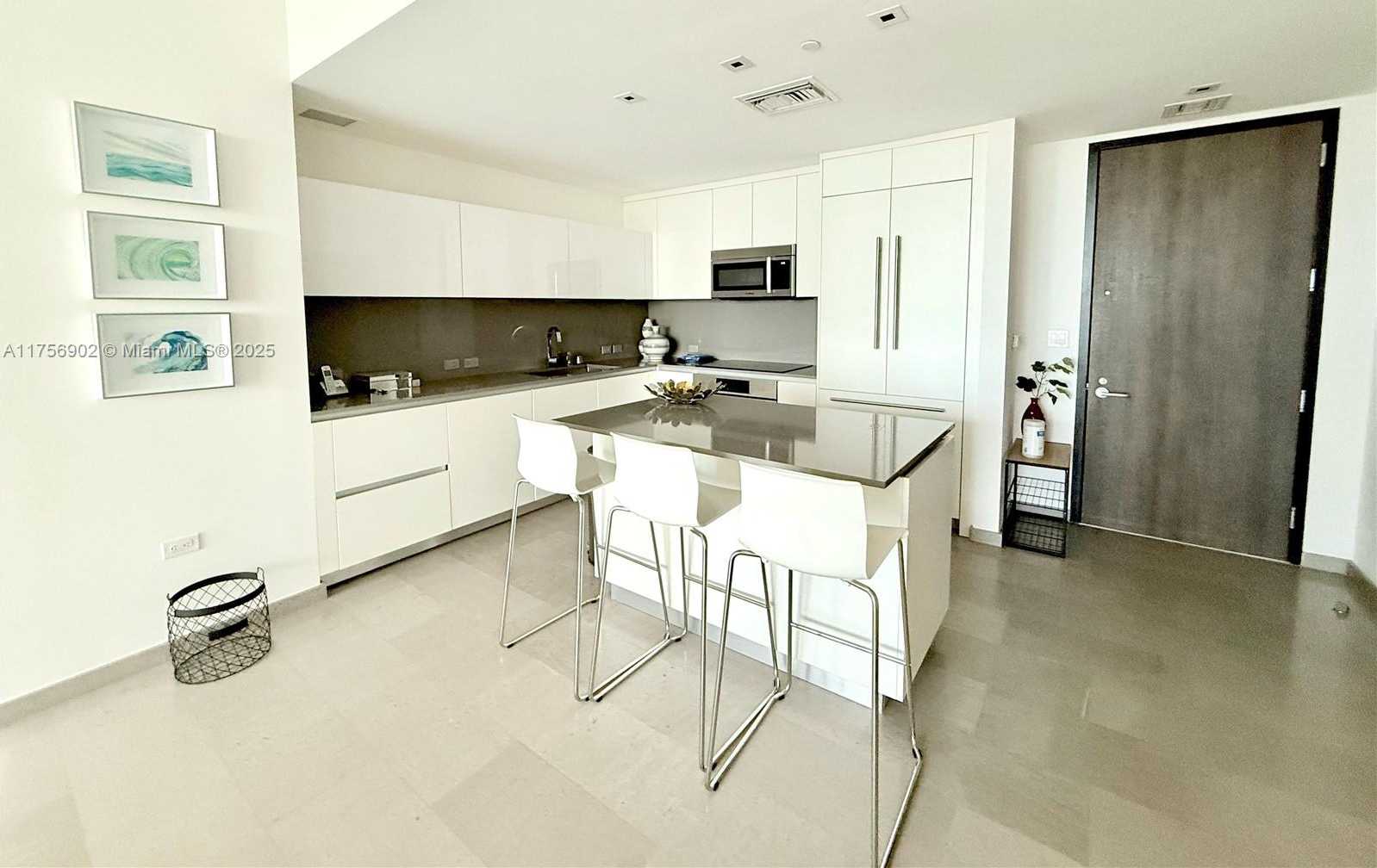 Small Image of 88 SOUTH WEST 7TH #1705, Miami Number 16
