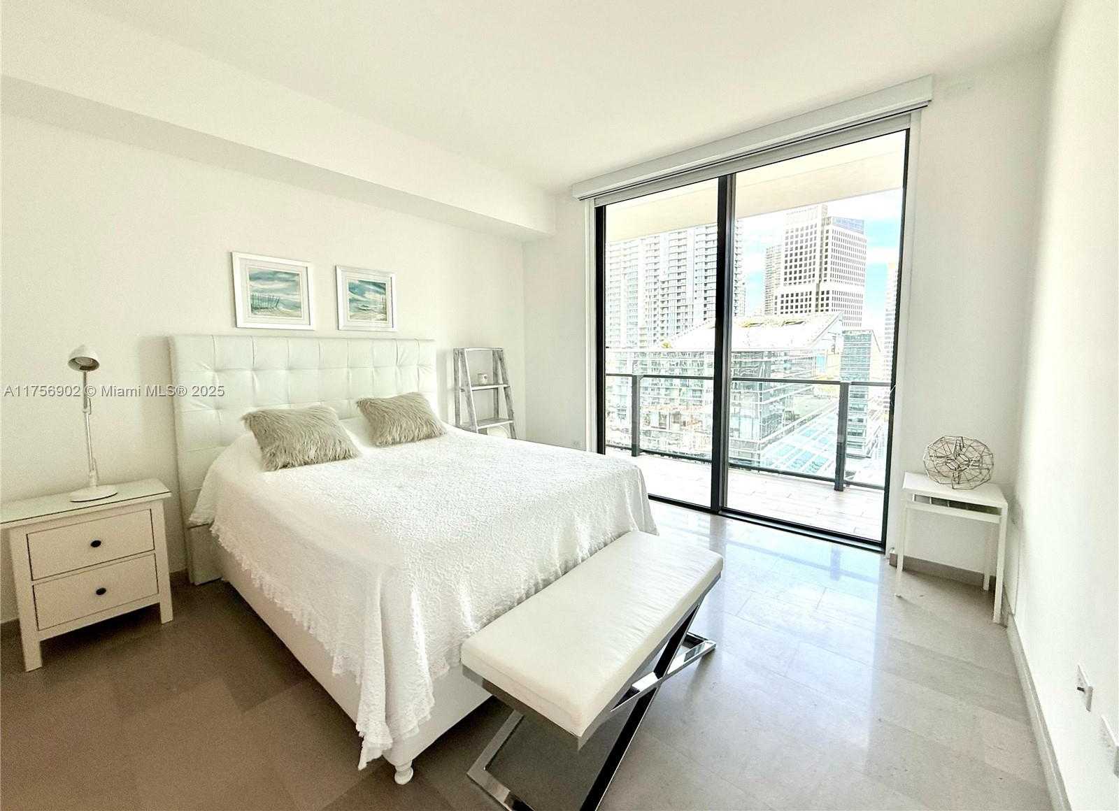 Small Image of 88 SOUTH WEST 7TH #1705, Miami Number 25