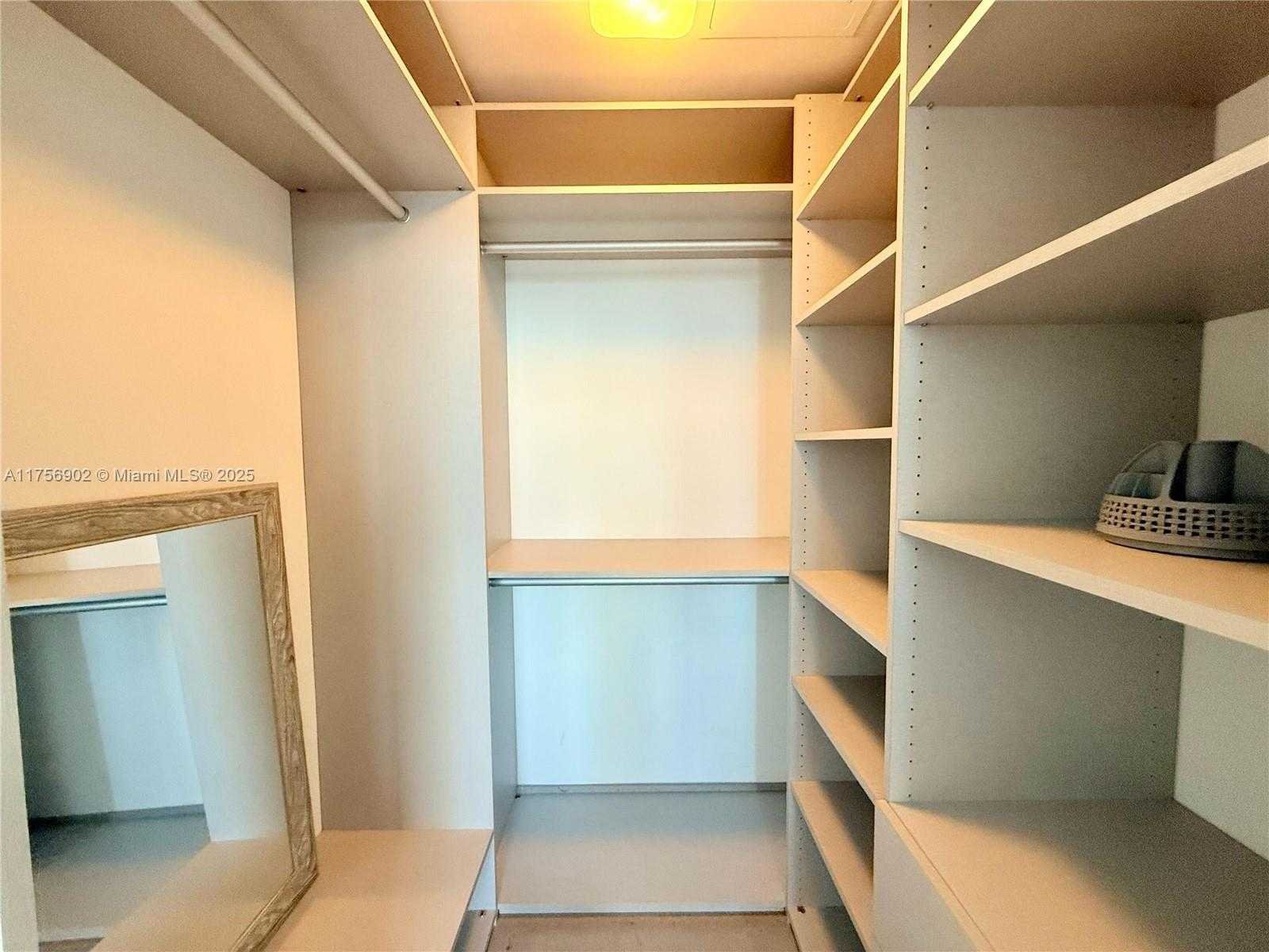 Small Image of 88 SOUTH WEST 7TH #1705, Miami Number 27