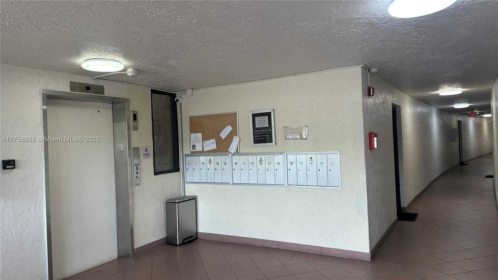 Small Image of 5201 ORDUNA DR #16, Coral Gables Number 11