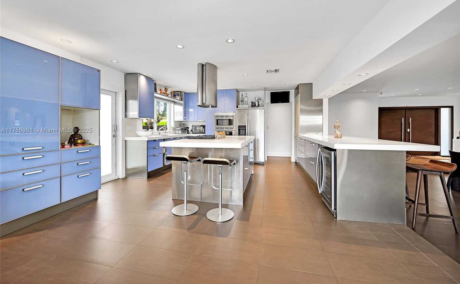 Small Image of 2120 NORTH EAST 204TH ST, Miami Number 16