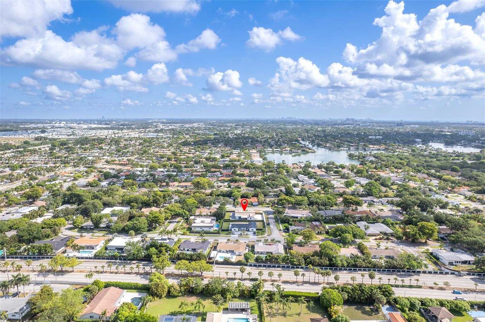 Small Image of 2120 NORTH EAST 204TH ST, Miami Number 47