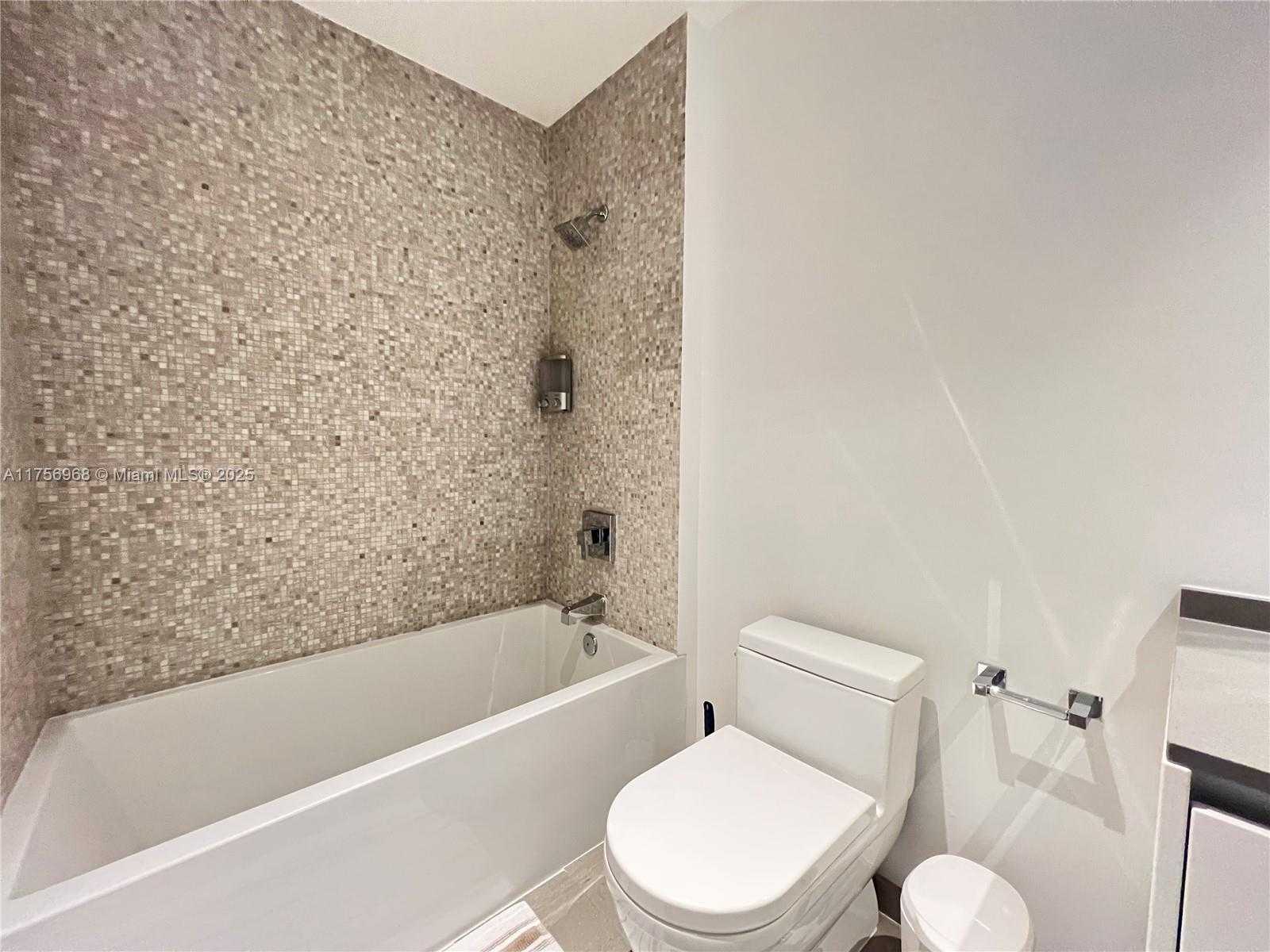 Small Image of 68 SOUTH EAST 6TH ST #1003, Miami Number 20