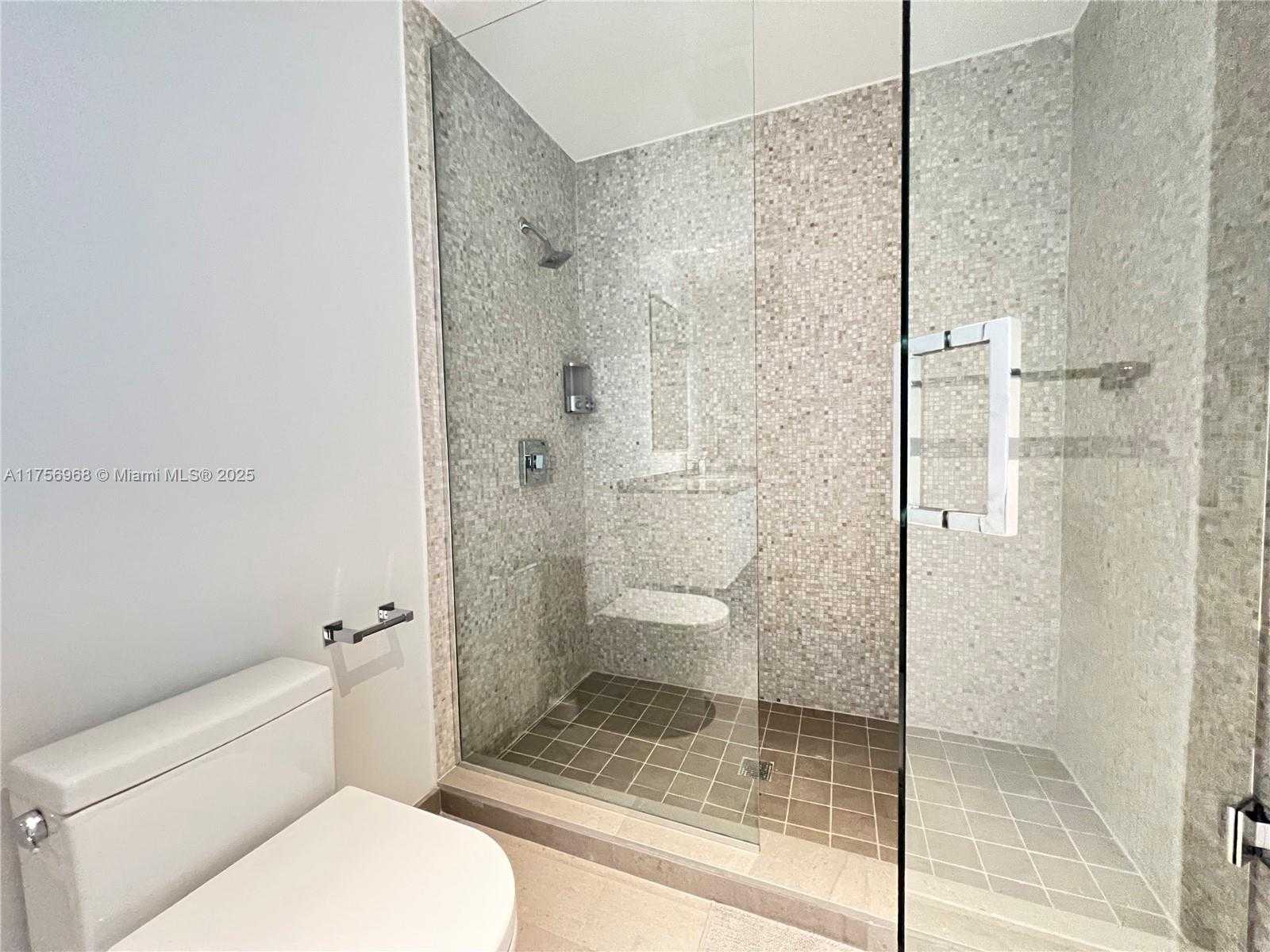 Small Image of 68 SOUTH EAST 6TH ST #1003, Miami Number 22