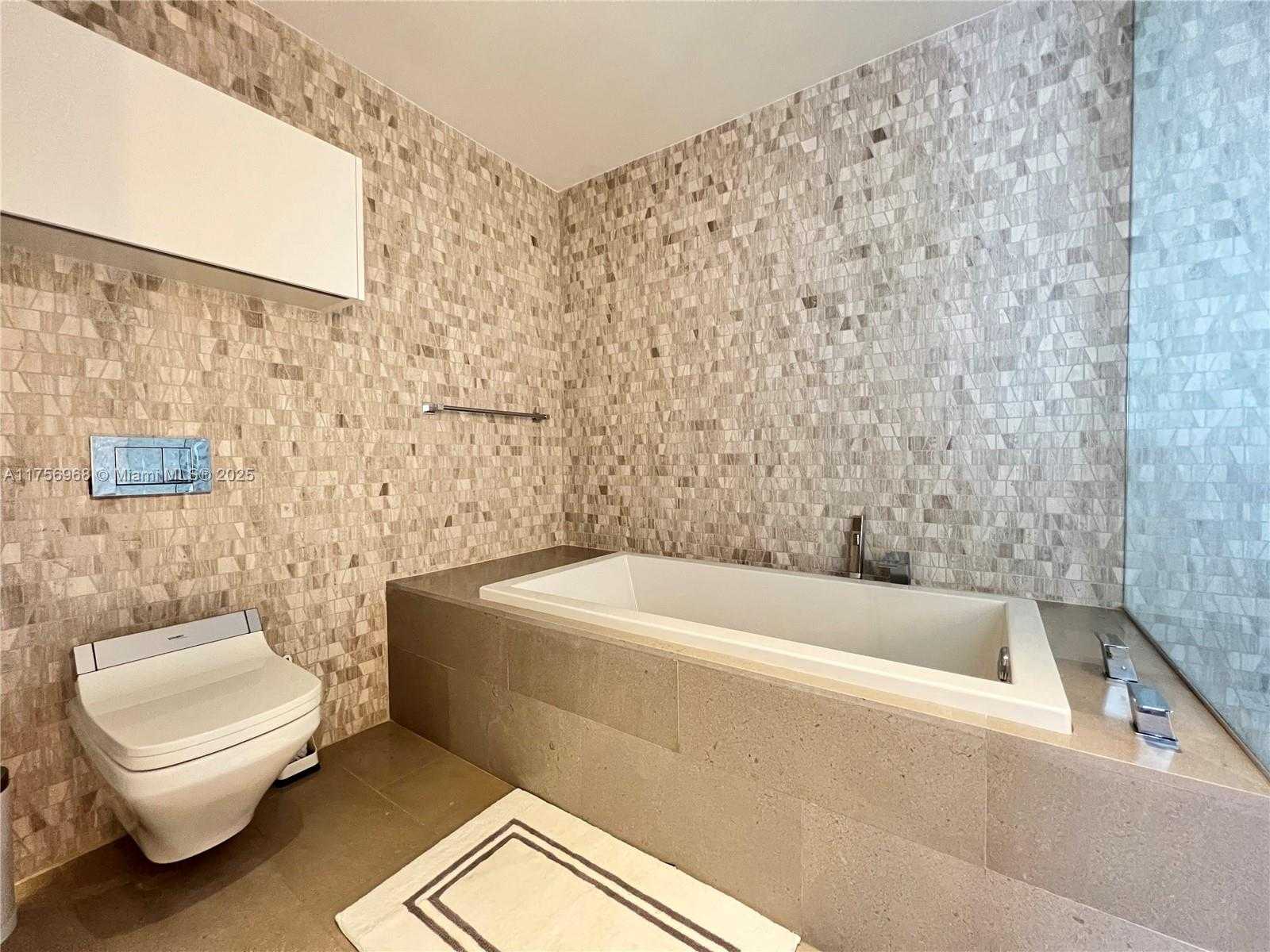 Small Image of 68 SOUTH EAST 6TH ST #1003, Miami Number 29