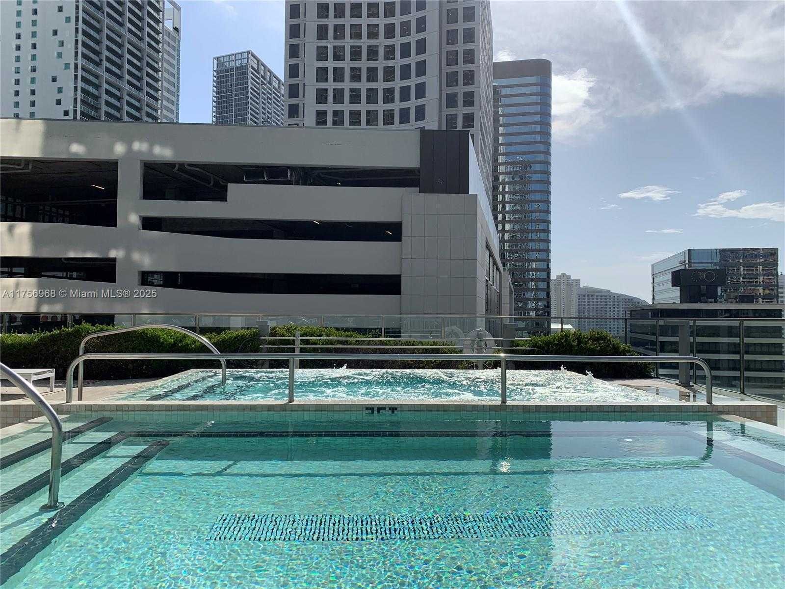 Small Image of 68 SOUTH EAST 6TH ST #1003, Miami Number 40