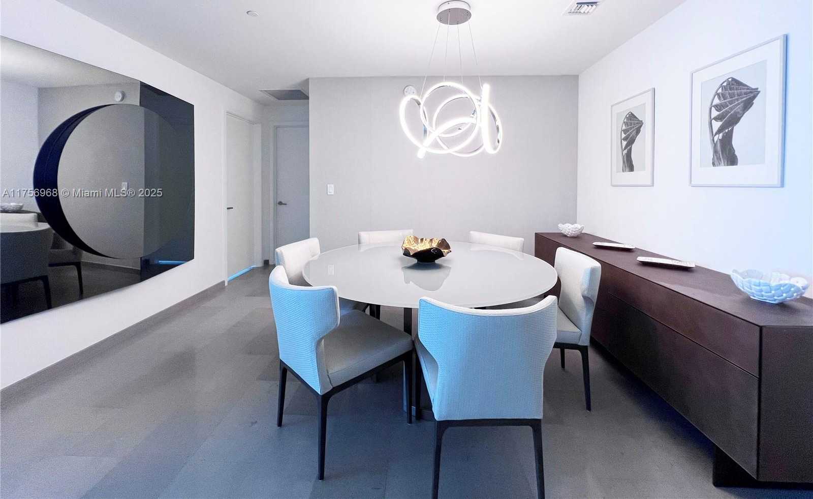 Small Image of 68 SOUTH EAST 6TH ST #1003, Miami Number 5