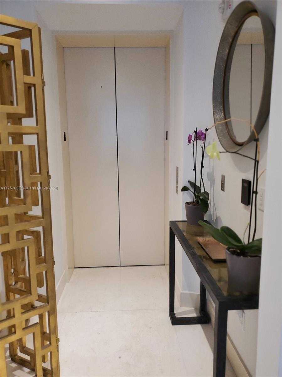 Small Image of 16901 COLLINS AVE #1404, Sunny Isles Beach Number 5