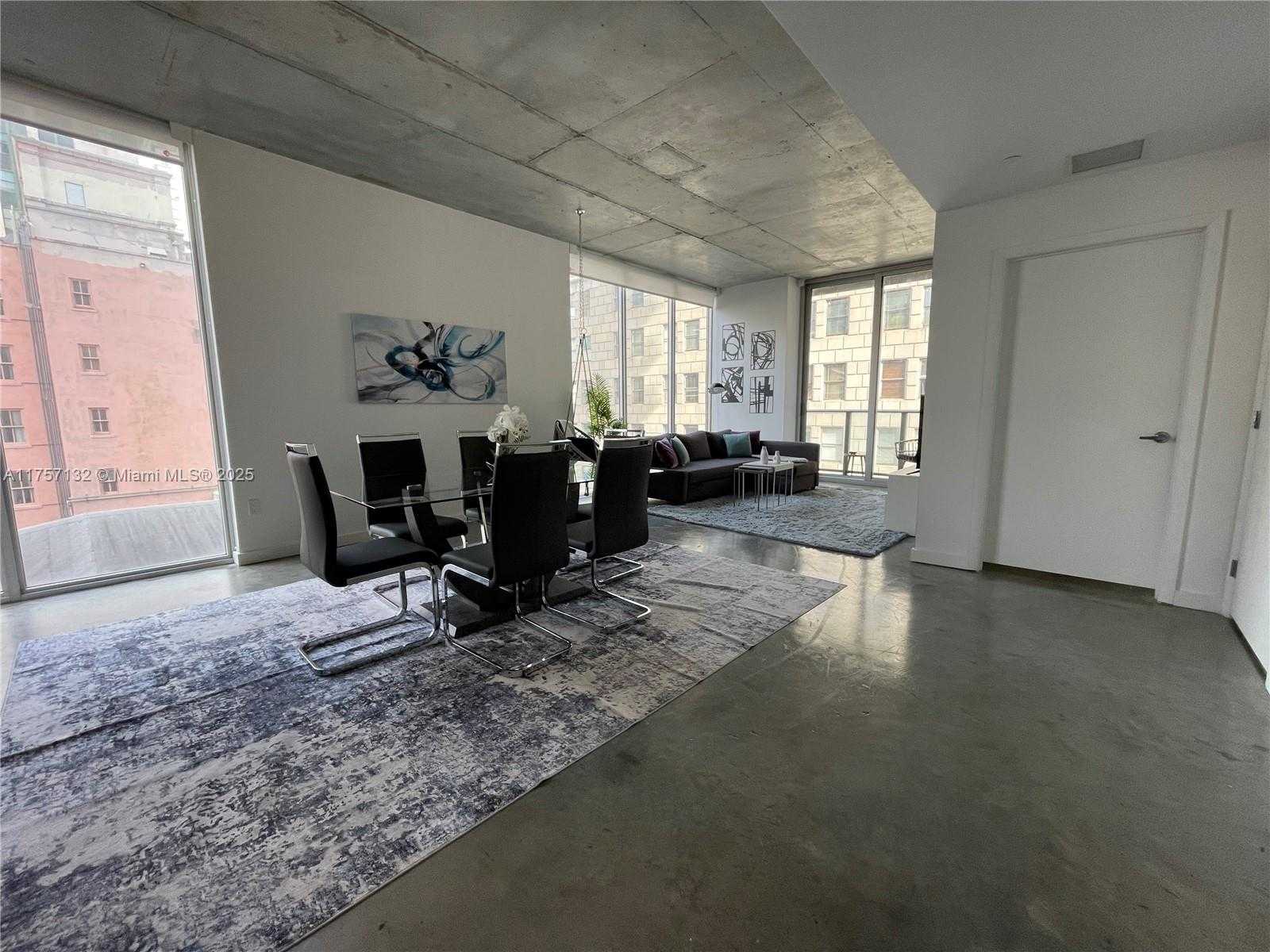 Small Image of 151 #802, Miami Number 4