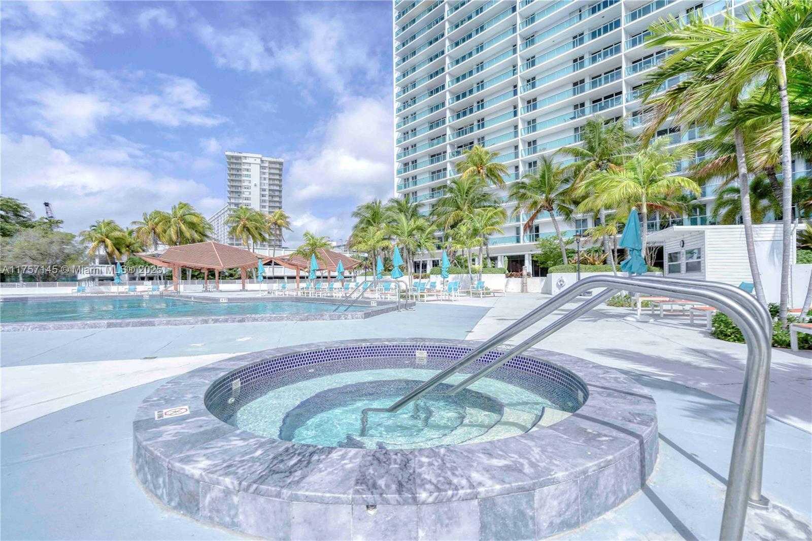 Small Image of 100 BAYVIEW DR #307, Sunny Isles Beach Number 25