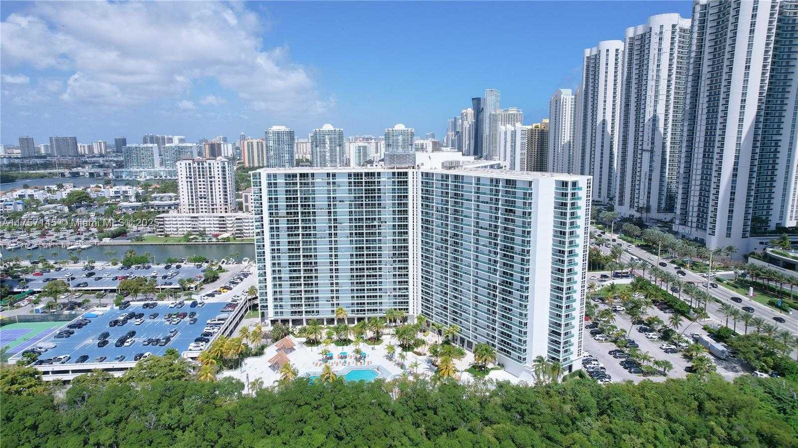 Small Image of 100 BAYVIEW DR #307, Sunny Isles Beach Number 28
