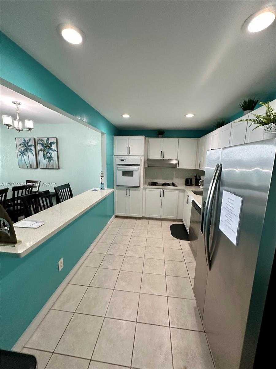 Small Image of 19370 COLLINS AVE #1203, Sunny Isles Beach Number 12