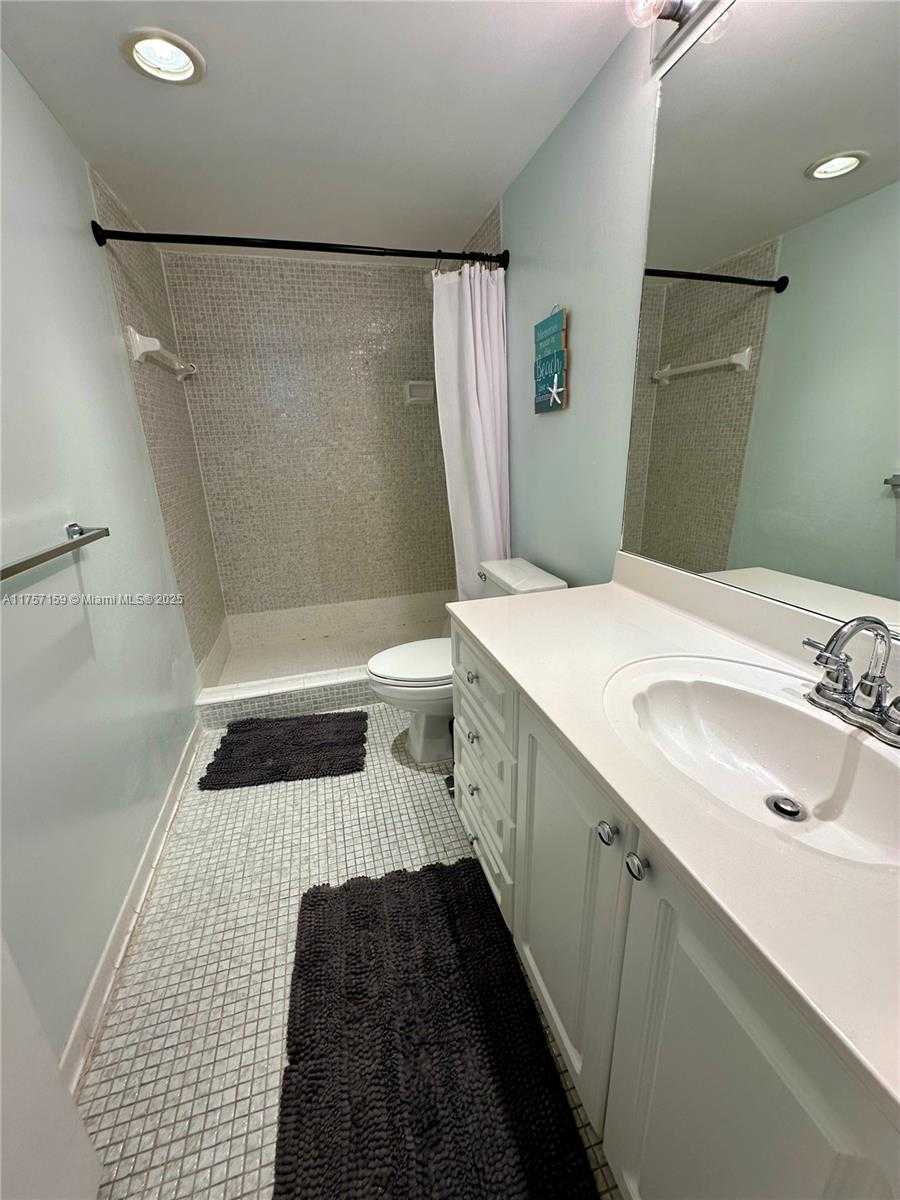 Small Image of 19370 COLLINS AVE #1203, Sunny Isles Beach Number 9