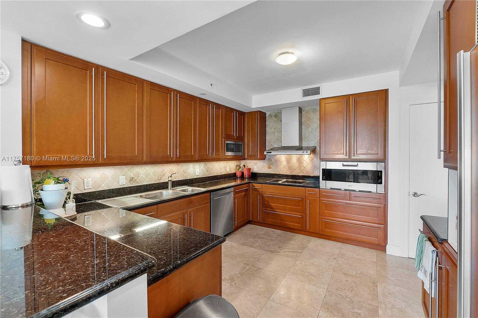 Small Image of 20201 EAST COUNTRY CLUB DR #1808, Aventura Number 10