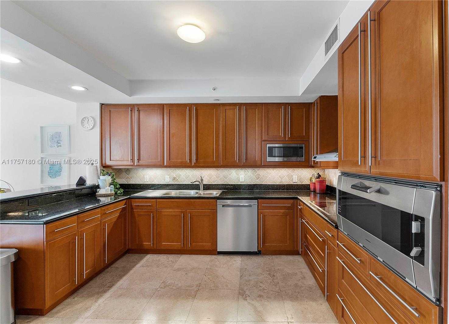 Small Image of 20201 EAST COUNTRY CLUB DR #1808, Aventura Number 11