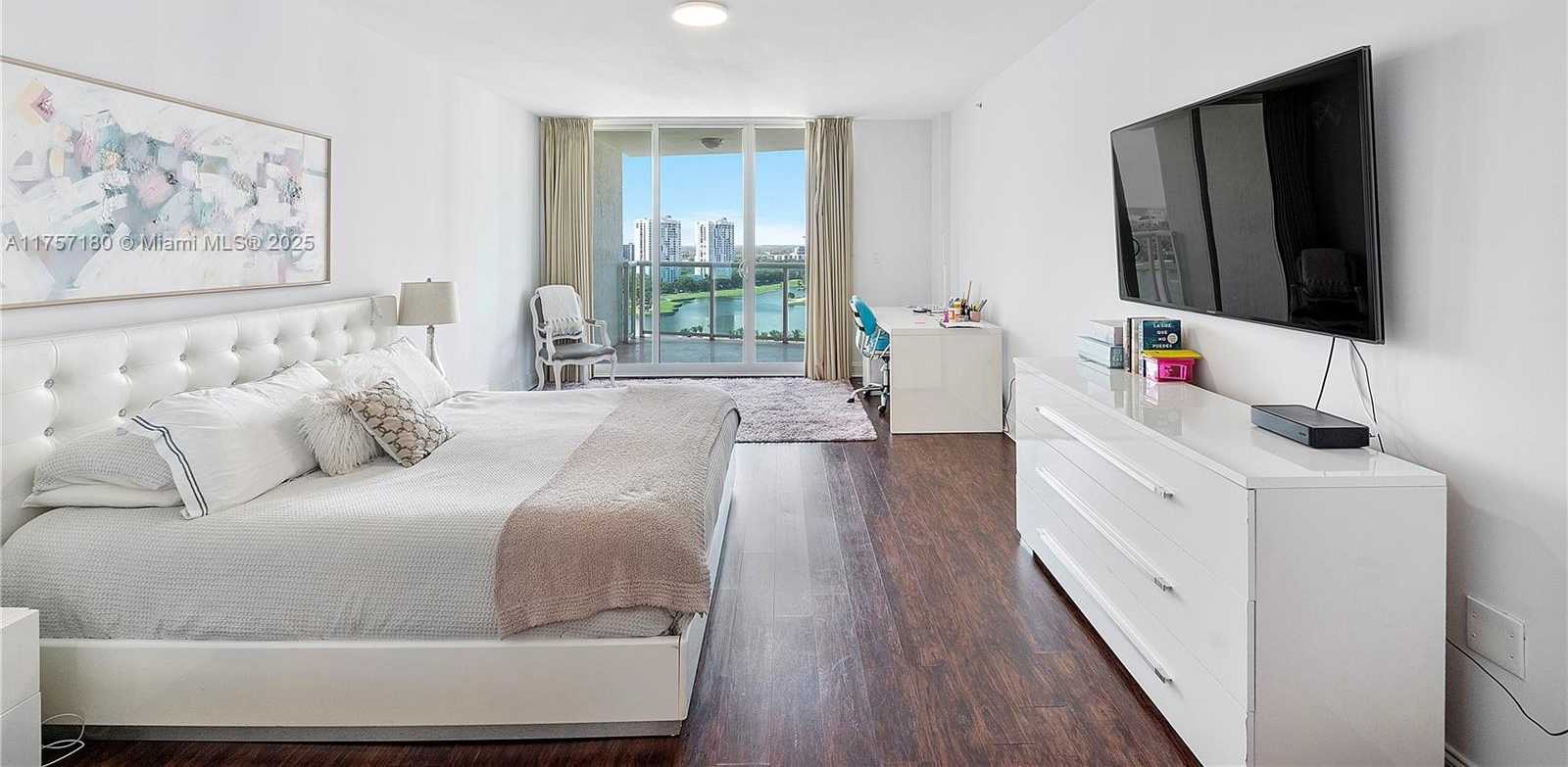 Small Image of 20201 EAST COUNTRY CLUB DR #1808, Aventura Number 14