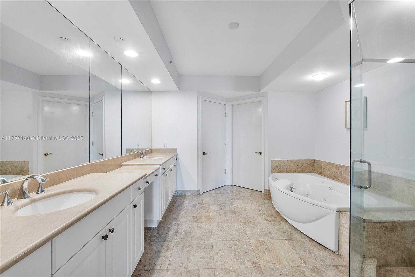 Small Image of 20201 EAST COUNTRY CLUB DR #1808, Aventura Number 19